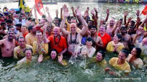 Mass bathing events in River Kshipra, Central India- influence on the water quality and the antibiotic susceptibility pattern of commensal E. coli