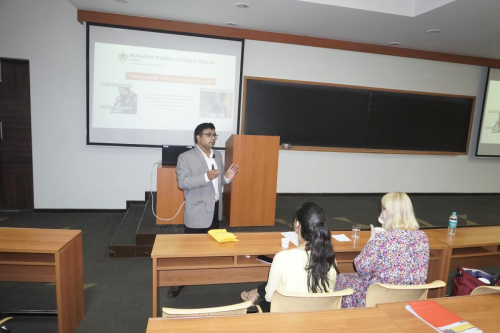 Dr. Sanjay Pattanshetty in the session
